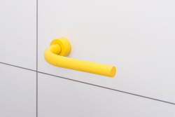 V každém pokoji se nachází barevný akcent