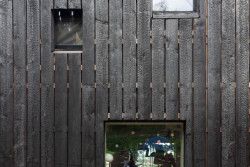 Chata v Jundrově, atelier RCNKSK/ Jan Říčný. Foto: RCNKSK