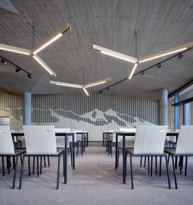 Zázemí rekreačního areálu Bachledka, Compass architekti/ Juraj Benetin, Matej Grébert, Roman Janata