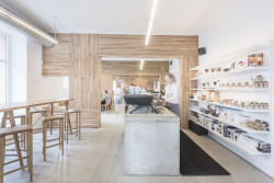 kavární Místo, edit!, Foto: Saša Dobrovodský