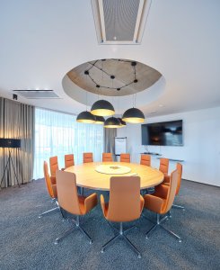 Studio SCHINDLER SEKO ARCHITEKTI navrhlo novou administrativní budovu DOCK IN FOUR na rozhraní Karlína a Libně