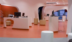 Vývoj pracovního prostředí, 2. část: Motivace zaměstnanců ke změně, Philips Lightning, foto