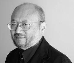 Yasuhisa Toyota (* 1952) je japonský specialista na akustiku koncertních sálů. Podílel se na více než 50 projektech po celém světě od architektů, jako jsou Arata Isozaki, Jean Nouvel, Herzog & de Meuron či Frank Gehry.