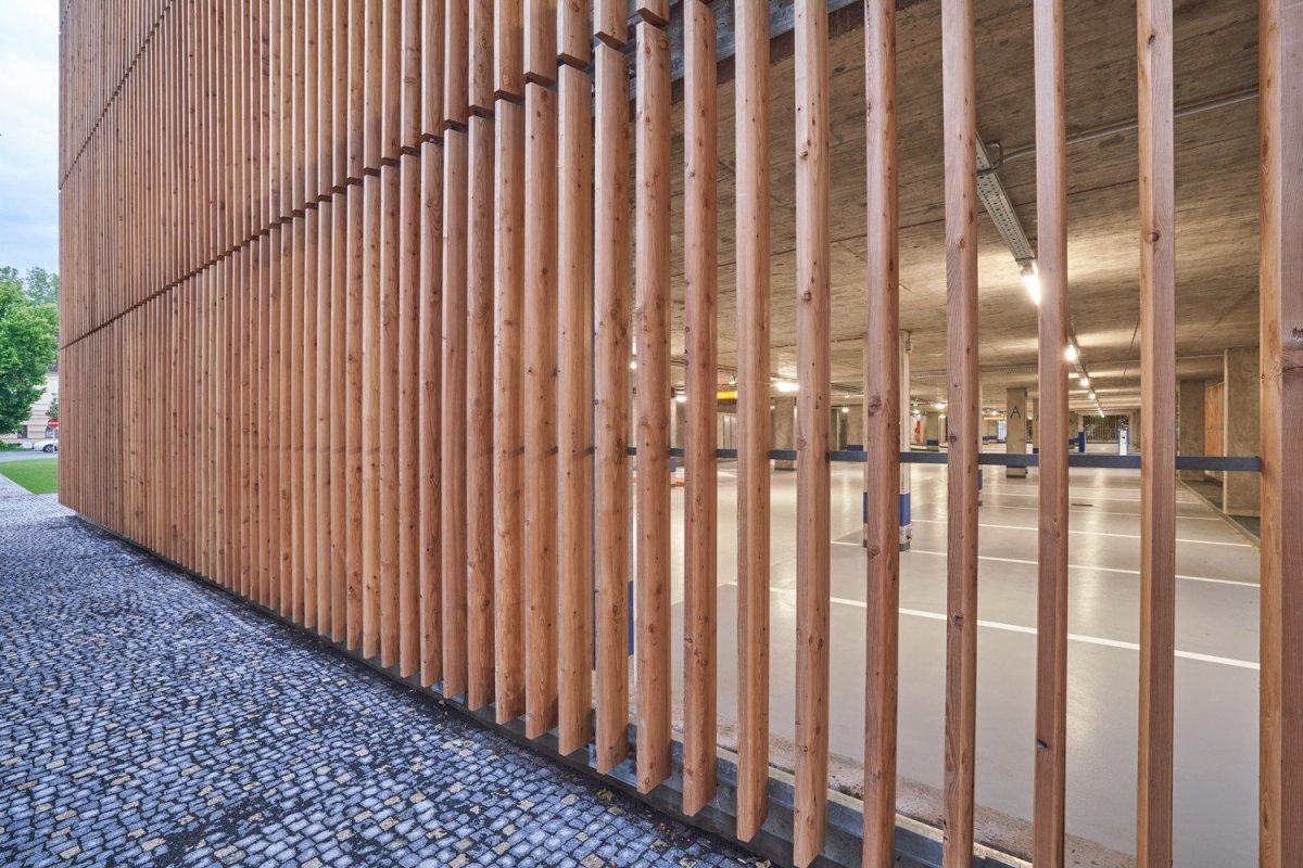 Parkovací dům Jana Gayera, architekti chmelík & partneři