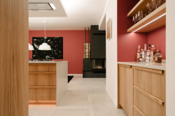 Interiérová designérka Kamila Jarkovská navrhla interiér zrekonstruovaného rodinného domu na pražském Žižkově