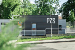 Modulární protialkoholní záchytná stanice v Jihlavě byla opatřena plechovou fasádou v provedení antivandal.