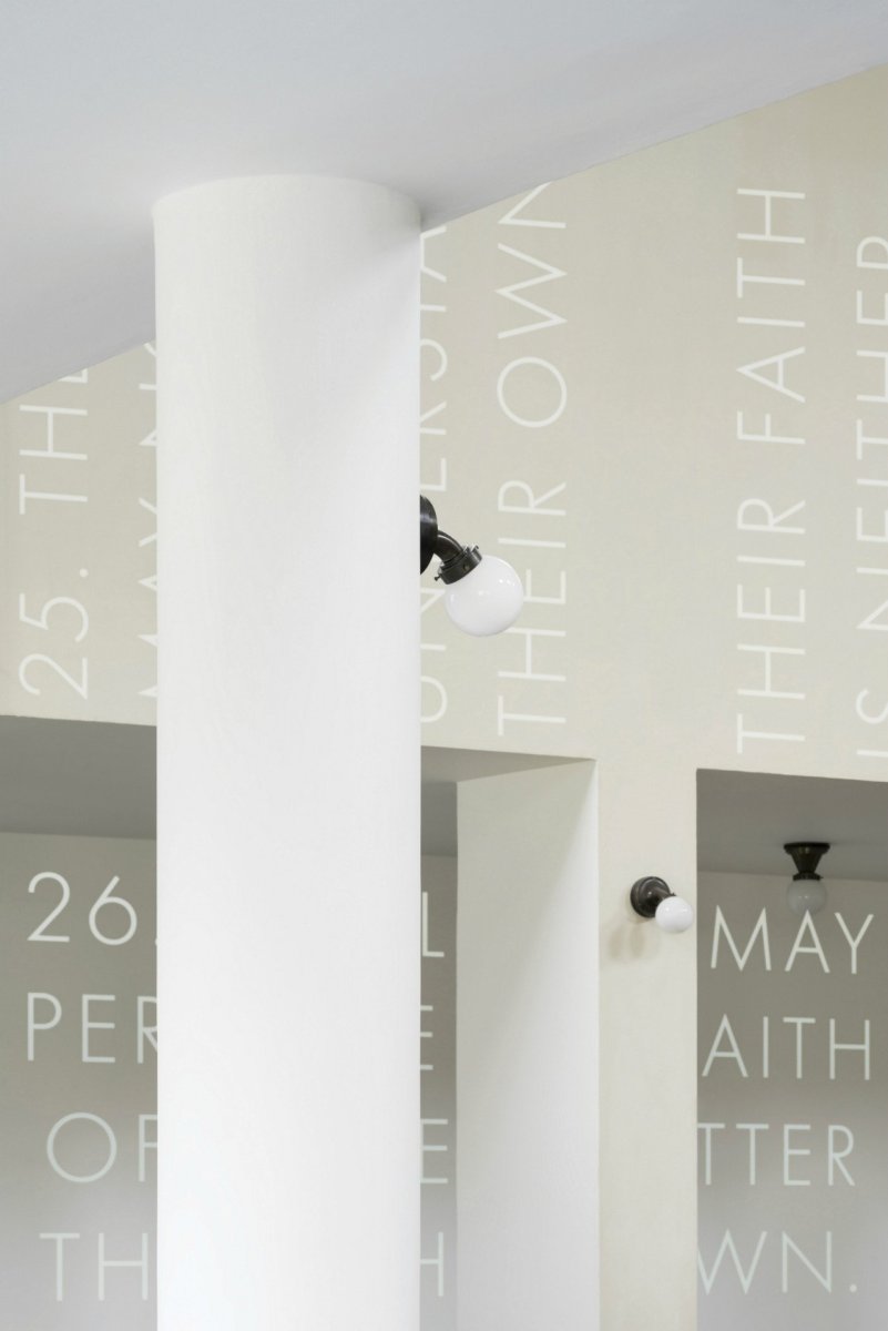Instalace Věty po konceptuálním umění umělce Petra Duba. Foto: Studio Flusser