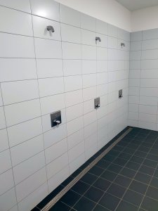 Praha má nový zimní stadion ICEARENA Kateřinky. Celkem se zde uplatnilo asi 1500 m² keramických obkladů RAKO.