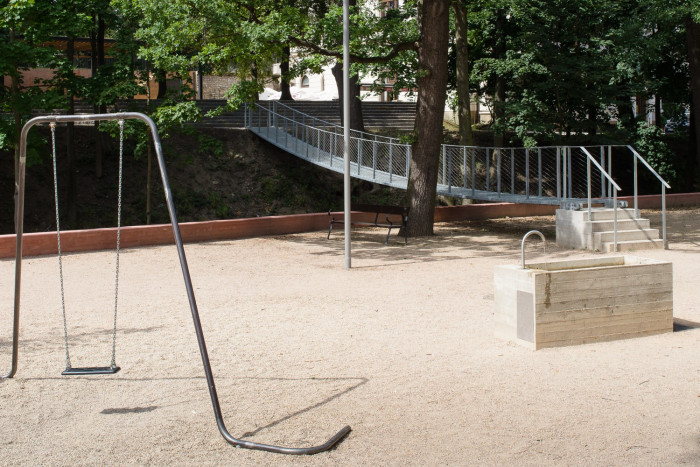 Obnova nábřeží řeky Loučné v Litomyšli, Rusina Frei