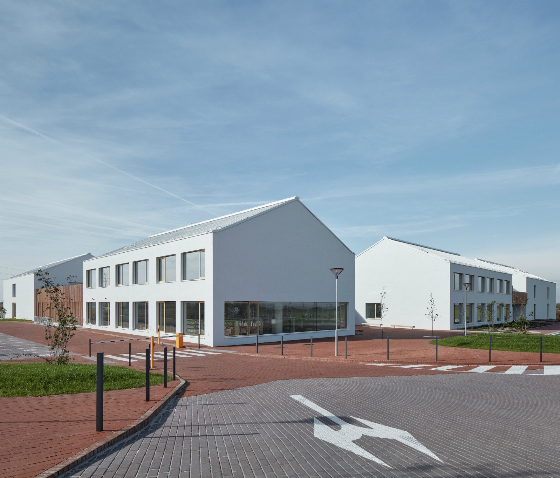 Základní škola Amos pro Psáry a Dolní Jirčany, SOA architekti © BoysPlayNice