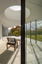 „Ajfon“, DOOOM / Igor Bergmann, Ondřej Lukeš