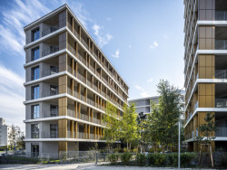 Administrativně-rezidenční komplex Hagibor roste na zanedbaném brownfieldu.