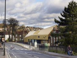 Hayhurst and Co., Akademie Pegasus – foto