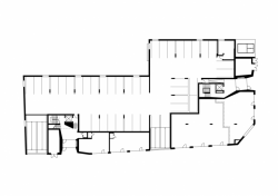 Architekti Šebo Lichý & Drahan Petrovič, Polyfunkčný objekt Nový Háj, půdorys 1. NP - foto