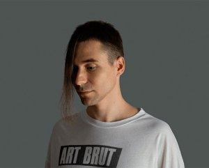 Cenu za objev roku 2022 si odnesl grafický designér Matúš Hnát 