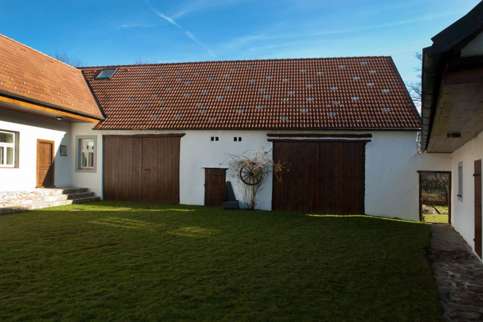 skvadra architekti, Rekonstrukce jihočeské usedlosti - foto