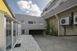 Bytový dům Terasy v Bělé pod Bezdězem, Archa.