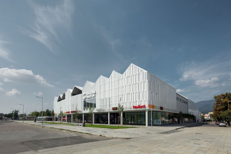Přestavba obchodního domu Prior na Galérii Martin od A8000