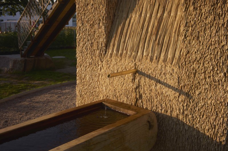 Nový zahradní domek Garden House od Tsuyoshi Tane ve Vitra Campus je postavený z udržitelných materiálů