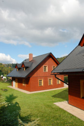 Skládaná střešní krytina - Česká šablona Horal, příklad použití - foto