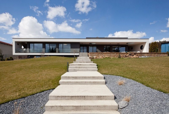 Labor13, Josef Bobeš Novotný - RD v Chomutově - foto