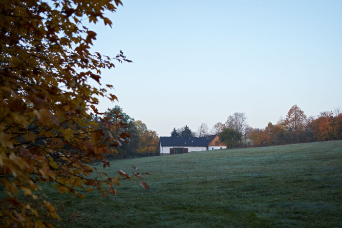 Lenka Míková, rekonstrukce usedlosti v Jižních Čechách