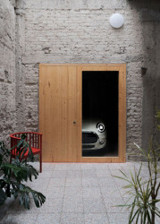 Rekonstrukce vícepodlažního domu v Las Palmas de Gran Canaria od XStudio