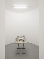 Výstava Dům v domě v Domě umění České Budějovice