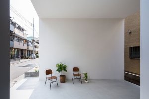 Takuro Yamamoto, Malý dům s velkou terasou - foto
