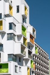 Architekti Šebo Lichý & Drahan Petrovič, Polyfunkčný objekt Nový Háj - foto