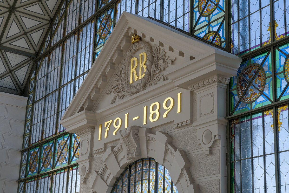 Průmyslový palác získává zpět podobu z roku 1891