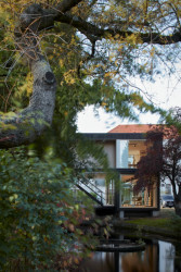 Showroom firmy GAB, Ark-shelter / Martin Mikovčák