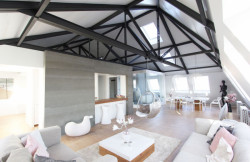 Marek Svoboda, Podkrovní byt Praha 7, pohled z obývacího pokoje - foto