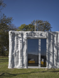 Re-Born - soubor rekreačních objektů z námořních kontejnerů, Nedvěd architekti