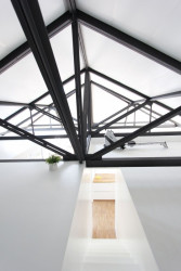 Marek Svoboda, Podkrovní byt Praha 7, patro s fitness - foto