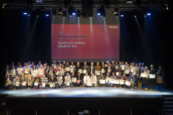 Všichni postupující do celostátního kola – studenti, kteří uspěli ve školním kole. - foto