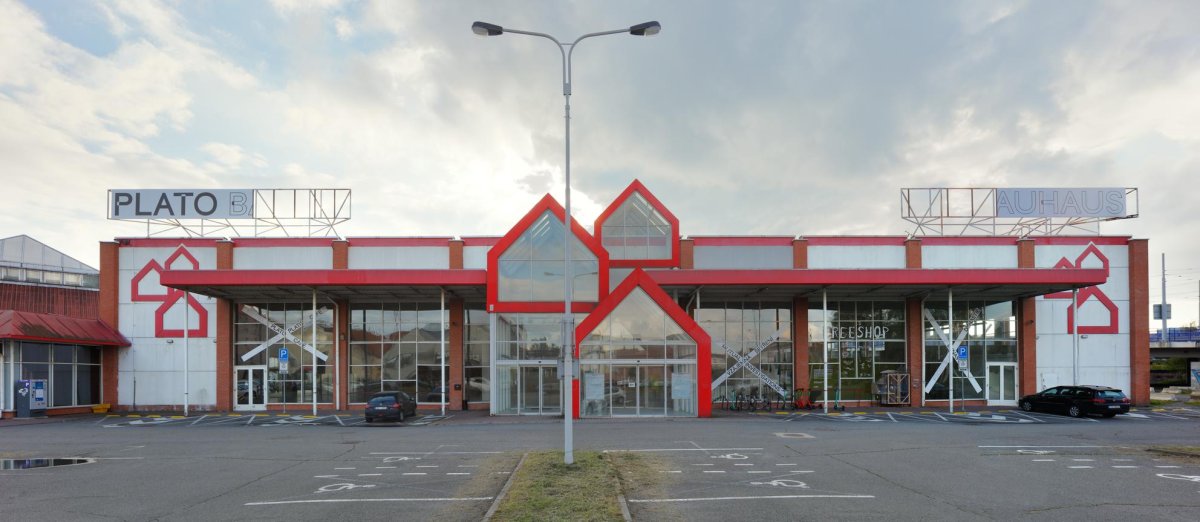 Bauhaus Plato - rázovitá galerie je minulostí.