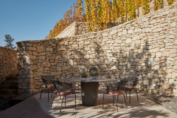 Degustační prostor Fibonacci, Marco Maio Architects: Autoři projekt pojmenovali Fibonacci, podle Fibonacciho spirály.