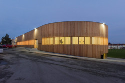 Dřevák, M1 architekti, kavárna