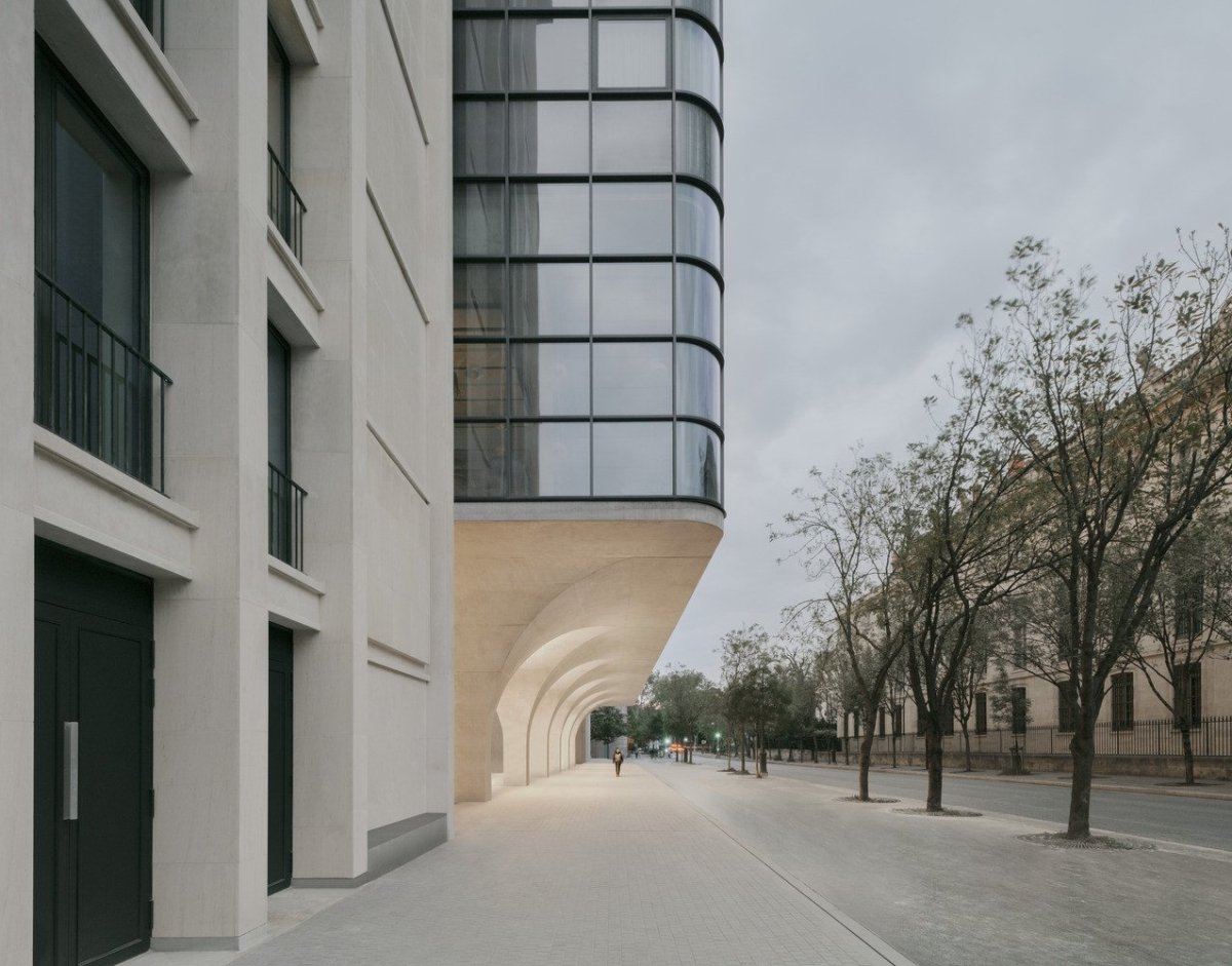 Proměna správní budovy v Paříži od David Chipperfield Architects