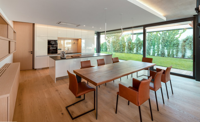 Rodinný dům v Průhonicích od Kamil Mrva Architects