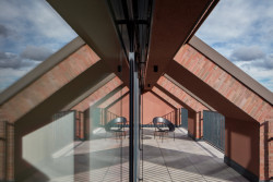 Iconik v Praze-Karlíně, edit! architects, 2023