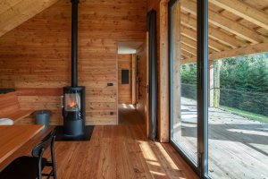 Pařezová chaloupka v Orlických horách od molo architekti