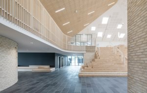 Rozšíření mezinárodní školy Ikast-Brande na komunitní a sportovní centrum od C.F. Møller Architects