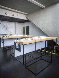 FA NONSTOP je u konce. Od pondělí vystavují studenti architektury, designu a krajinářské architektury své práce.