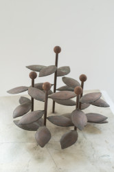 Karel Kronych, kovový model fontány realizované 1977 před OD Vltava v Praze-Modřanech