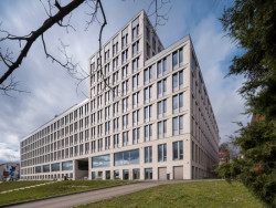 Centrum přírodovědných a technických oborů je největší budovou kampusu Univerzity J. E. Purkyně v Ústí nad Labem. Realizace byla dokončena v červnu 2020