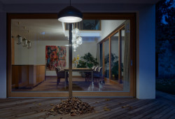 Interiéry vily v Klánovicích od KURZ architects