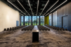 Hotel Bridge, Vratislav, FORUM architekci - foto