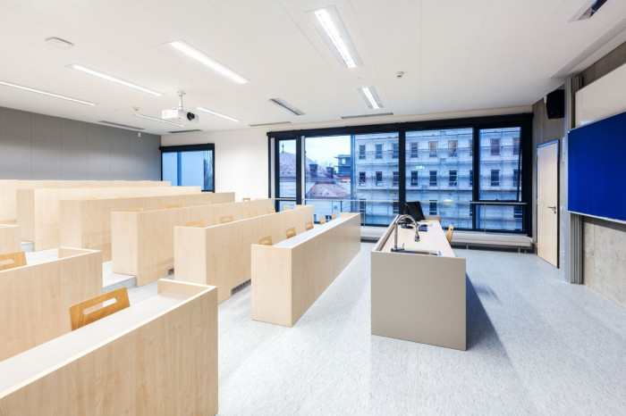 Dostavba budovy Slovanského gymnázia Olomouc, Miroslav Pospíšil